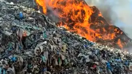 VIDEO | Octavian Berceanu: Muntele de gunoi din Sighișoara are peste 20 de metri înălțime și apartine unui operator privat, primăria se echiveaza / Suntem la milă vântului, din păcate