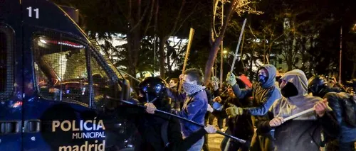 88 de persoane rănite și 24 arestate, în timpul manifestărilor anti-guvernamentale din Madrid. VIDEO