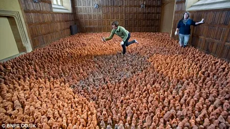 Armata de teracotă. Cum a decorat un sculptor un conac britanic