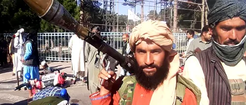 Post de radio capturat de talibani. Ce programe difuzează stația din Kandahar, rebotezată ”Voice of Sharia”