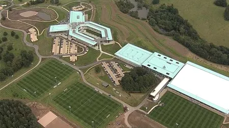 TUR VIRTUAL: Cum arată baza de 105 milioane de lire sterline unde steliștii se pregătesc de Champions League