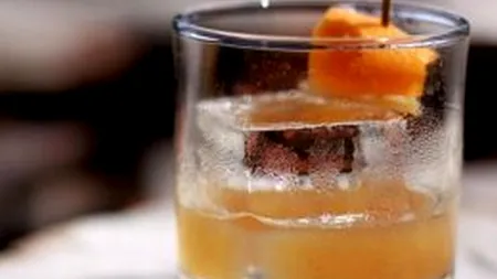 De ce acest CUB DE GHEAȚĂ se vinde cu o sumă „ENORMĂ