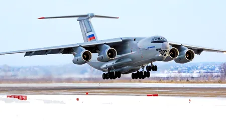 Avioane rusești folosite ca „pod aerian” pentru salvarea regimului de la Teheran. Iranul își trimite aurul și armele în Rusia