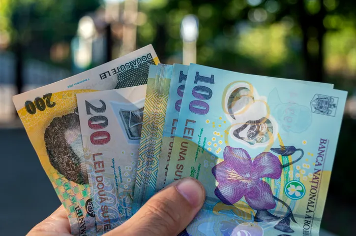 Alocație redusă la 100 de lei pentru copiii între 3 și 18 ani. Ce prevede un nou proiect legislativ al UDMR
