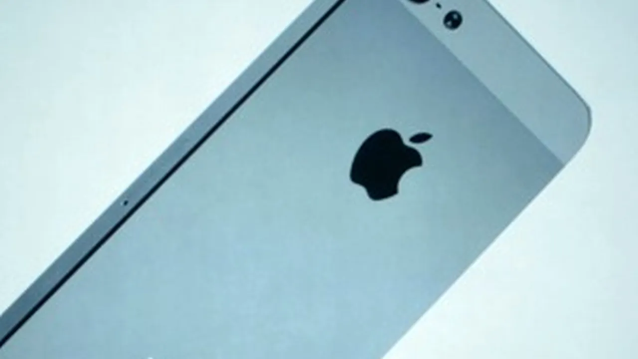 LANSARE IPHONE 5. NANO-SIM și conectorul Lightning, cele două modificări pe care le faci dacă vrei iPhone 5