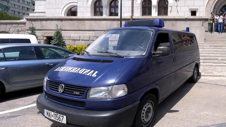 Patru persoane au fost reținute de polițiștii mureșeni într-un dosar de evaziune fiscală. La cât se ridică prejudiciul