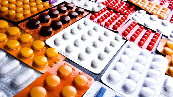 Probioticele sunt recomandate ca adjuvant, când se urmează un tratament cu antibiotice. Cum se administrează și ce efecte secundare pot să apară