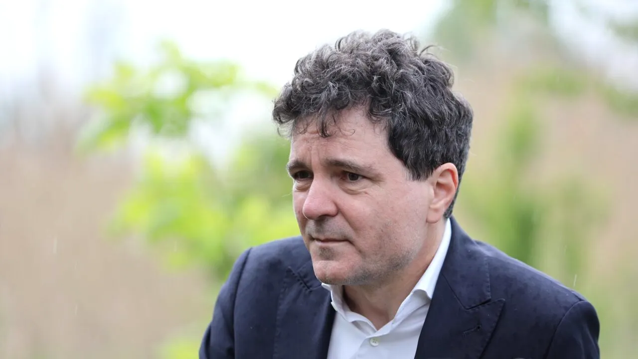 Cum justifică Nicușor Dan concedierea a 220 de șoferi STB care au participat la greva din ianuarie: „Oamenii aveau nişte obligaţii”