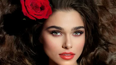 Solista Theo Rose l-a părăsit pe Alex Leonte pentru… Pont: noul iubit era într-o relație de nouă ani