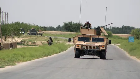 „Vă rog să vă rugați pentru mine!”. Povestea unei femei care este „vânată” de talibani