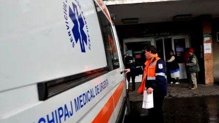 Trei elevi din București, internați după ce li s-a făcut rău la școală