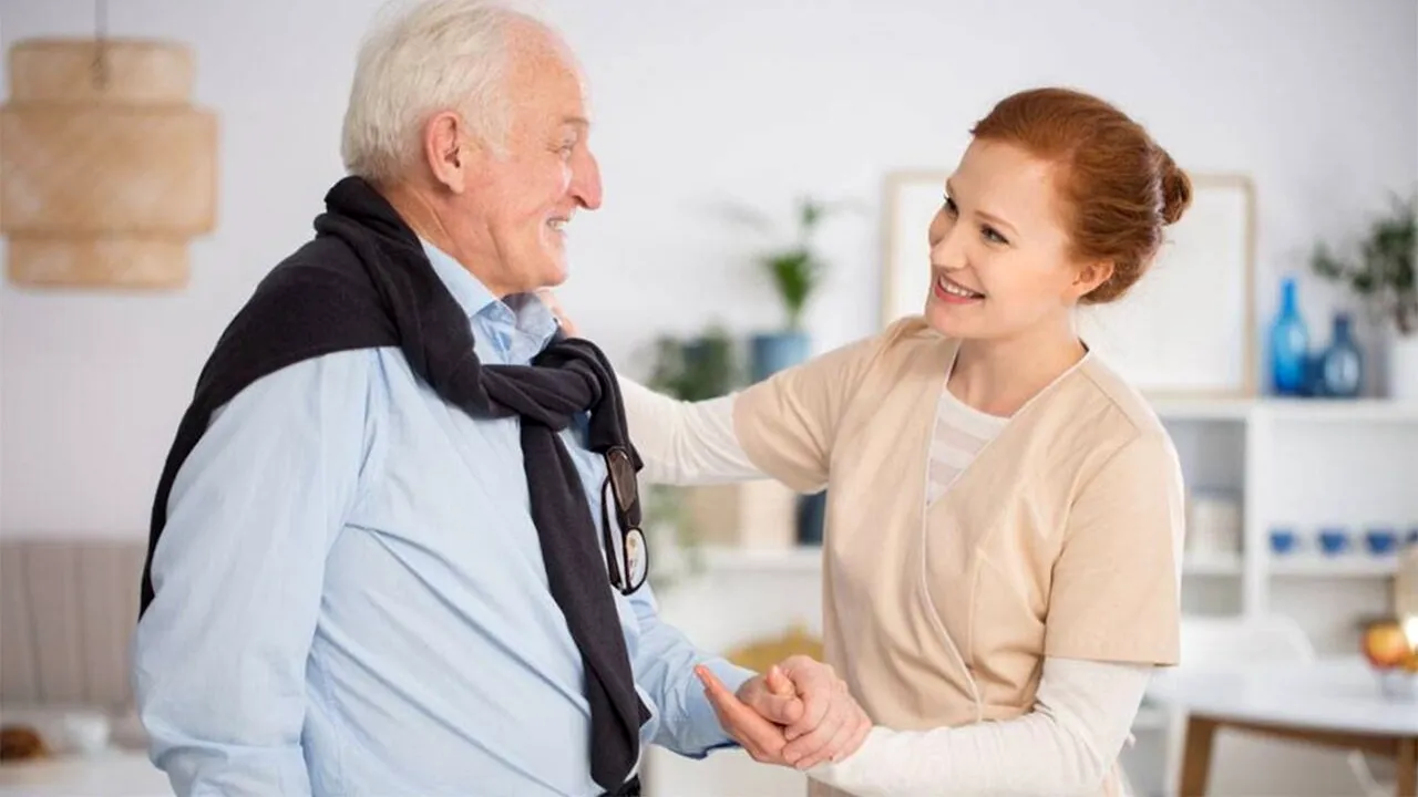 Cum s-a răzbunat o badantă din România, după ce a fost concediată de pensionarul italian de care avea grijă