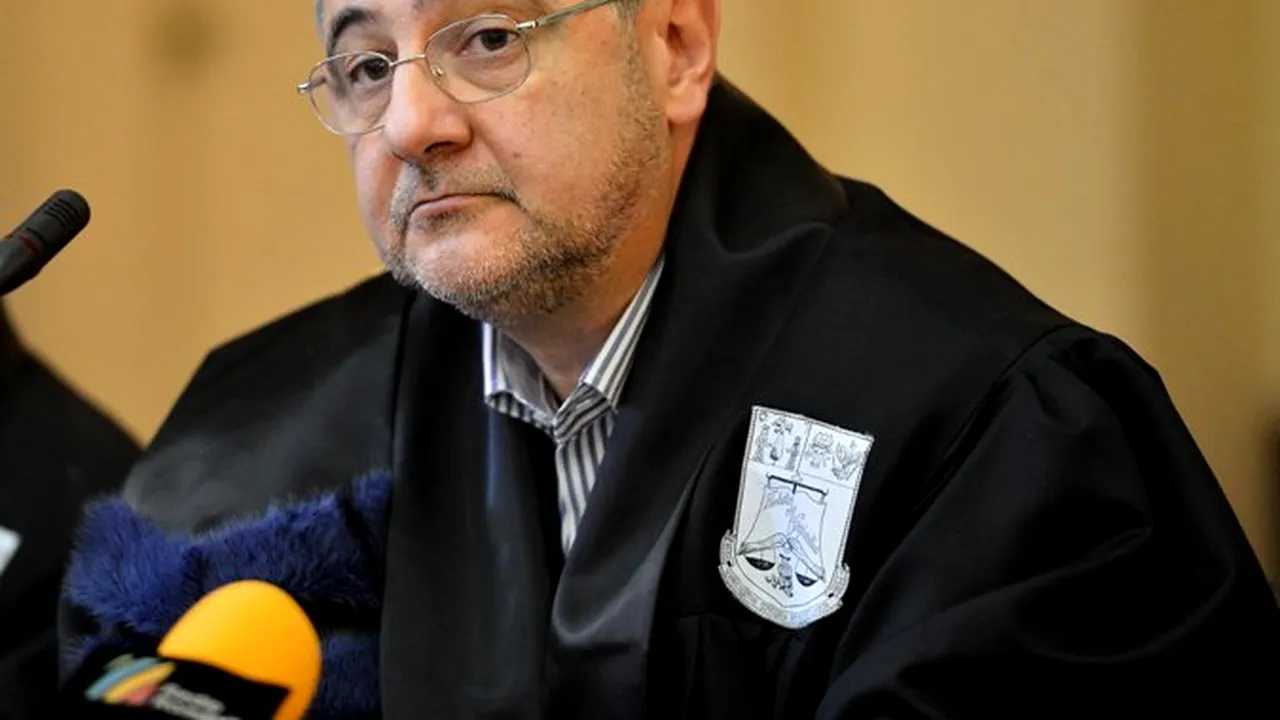 Scandal la Universitatea București. Studenții îl acuză pe președintele Senatului. Ce spune Vlad Nistor, ales de curând și în Parlament