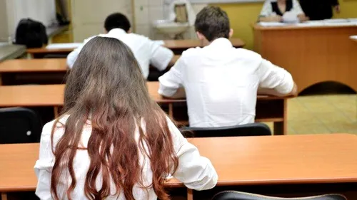 Fraude la Bacalaureat 2022. Câți elevi au fost eliminaţi de la proba scrisă la Limba şi Literatura Română, după ce au încercat să copieze