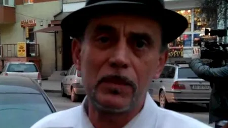 Un trecător curajos din Alba a urmărit un hoț înarmat care jefuise o casă de schimb valutar. Ce a urmat
