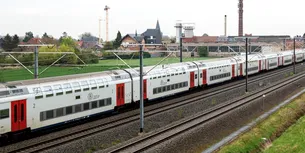 Doi români au FURAT 2,5 kilometri de cabluri de cupru de cale ferată, în Belgia. Ce pedepse au primit bărbații