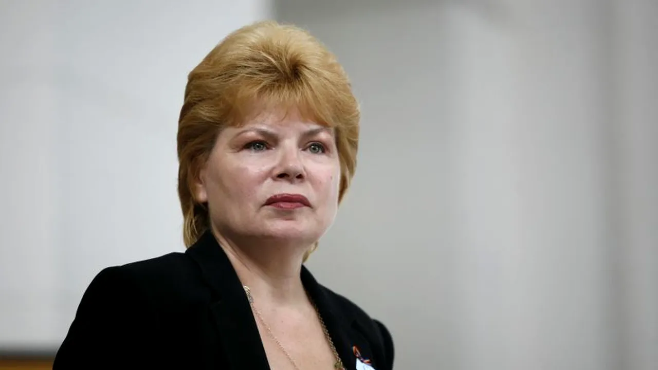 Mona Pivniceru a depus jurământul în funcția de Ministrul al Justiției. Antonescu: Credibilitatea justiției nu e o marfă de export