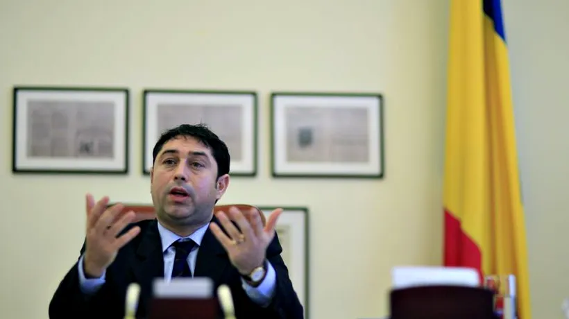 Cristian David, ministru delegat pentru Românii de pretutindeni în GUVERNUL PONTA II, în scandalul Loganurilor de 70.000 de euro de la MAI