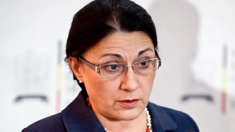 REZULTATE EVALUARE NAȚIONALĂ 2012 și BACALAUREAT 2012. Ecaterina Andronescu: Cele mai multe note sunt între 5,5 și 7. Cauza eșecului de la BAC 2012