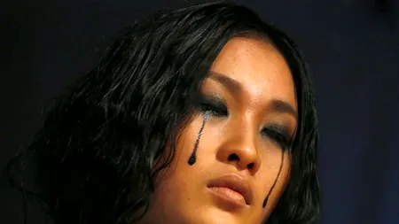 Cea mai ȘOCANTĂ prezentare de modă. GALERIE FOTO