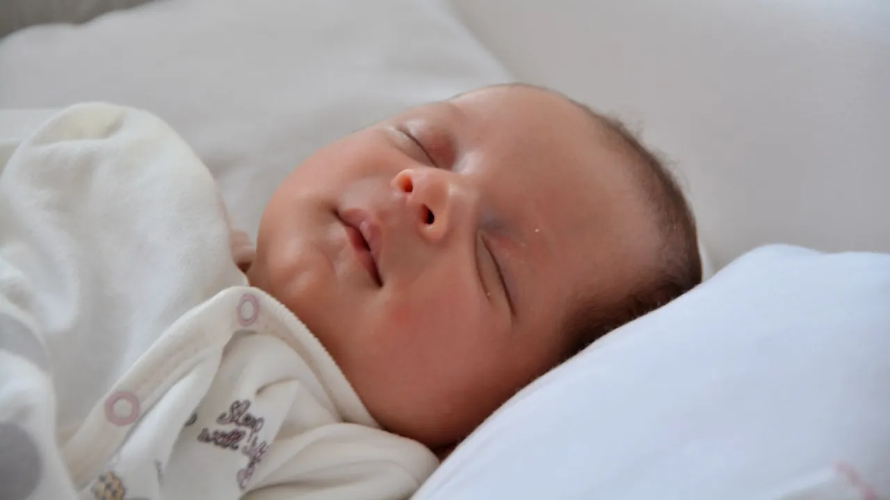 Ministerul Sănătății: Recomandări privind prezența unei persoane alături de gravidă în sala de naștere