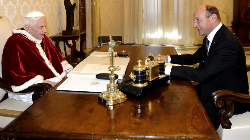 Traian Băsescu i-a înmânat Papei o scrisoare din partea Patriarhului Daniel
