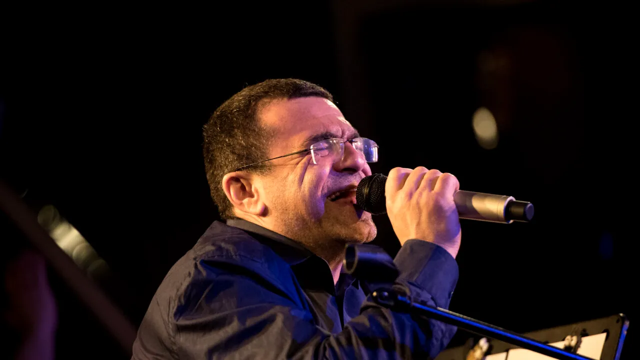 Mihai Mărgineanu, după ce a spus că a rămas cu 1.300 de lei deși a vândut bilete de 50 de mii: Nu mai fiți ai dracu’ și nu vă mai dați deștepți în cap