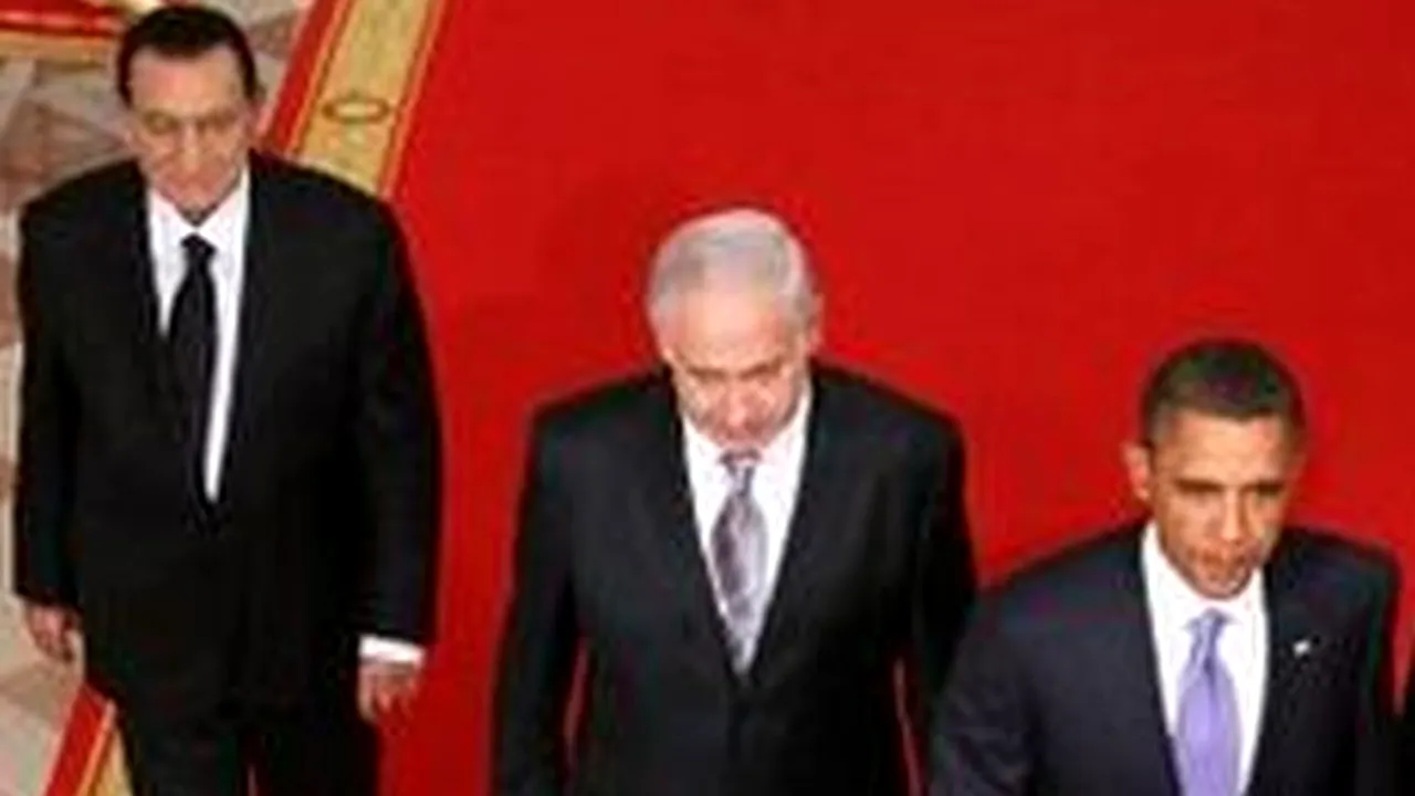 Ceaușescu din Egipt. Mărește fotografia făcută în urmă cu doi ani ca să vezi ce au fost în stare să le arate egiptenilor