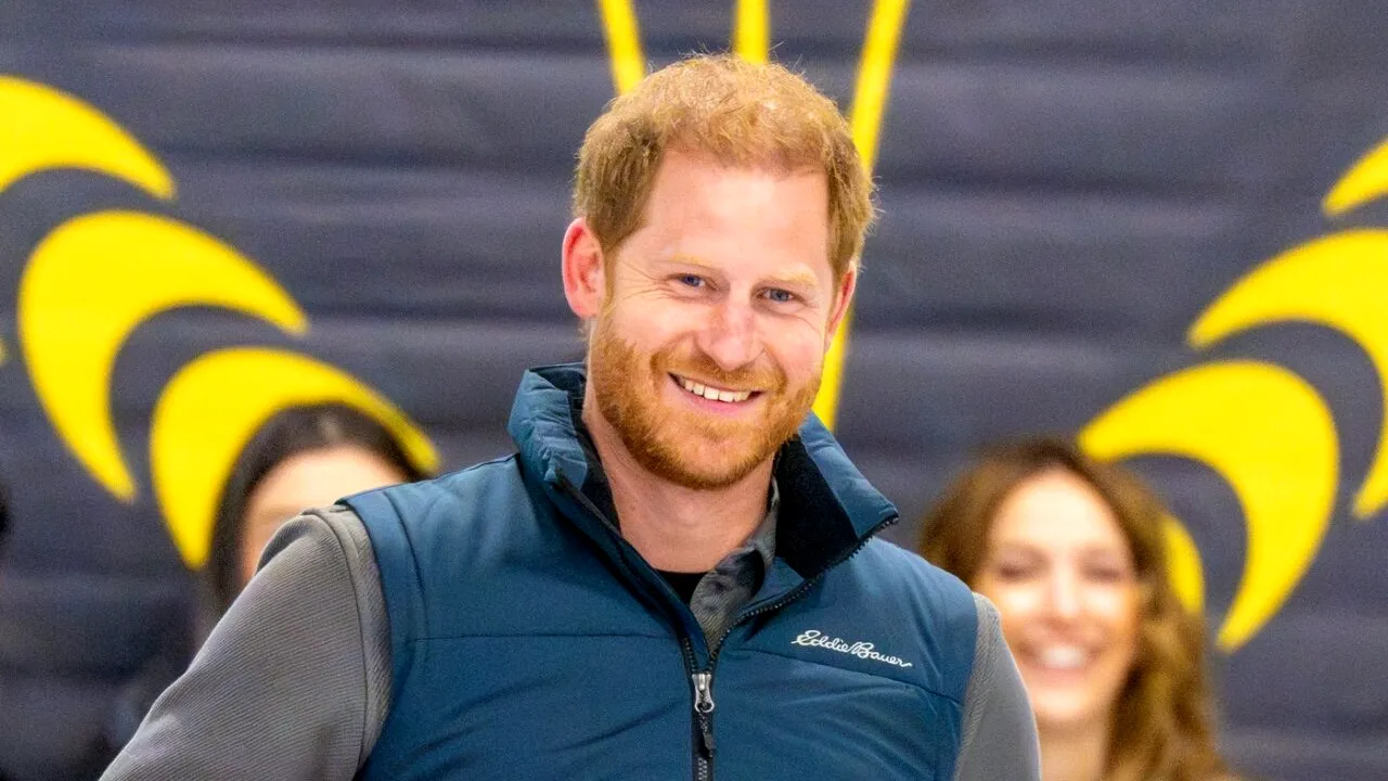 Prințul Harry ar putea să-și REIA îndatoririle regale în absența tatălui său