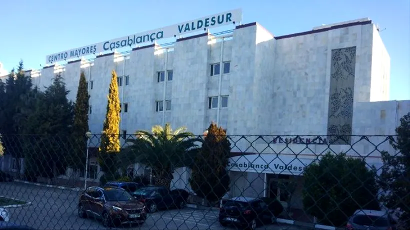 Un azil din Spania a permis vaccinarea anti-Covid a preoților și rudelor angajaților. O anchetă a fost declanșată