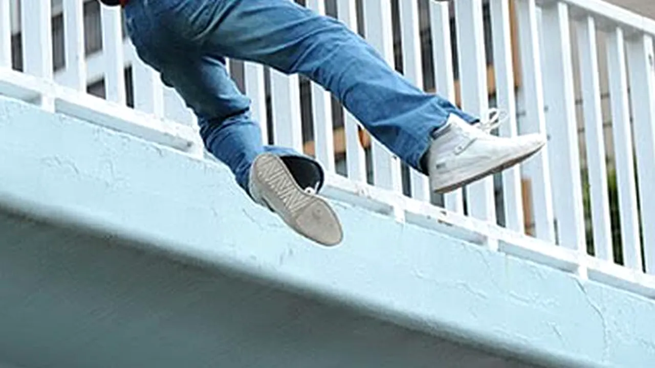 Un bărbat din Iași a fost prins de soacră la furat în apartamentul acesteia. Ce s-a întâmplat după