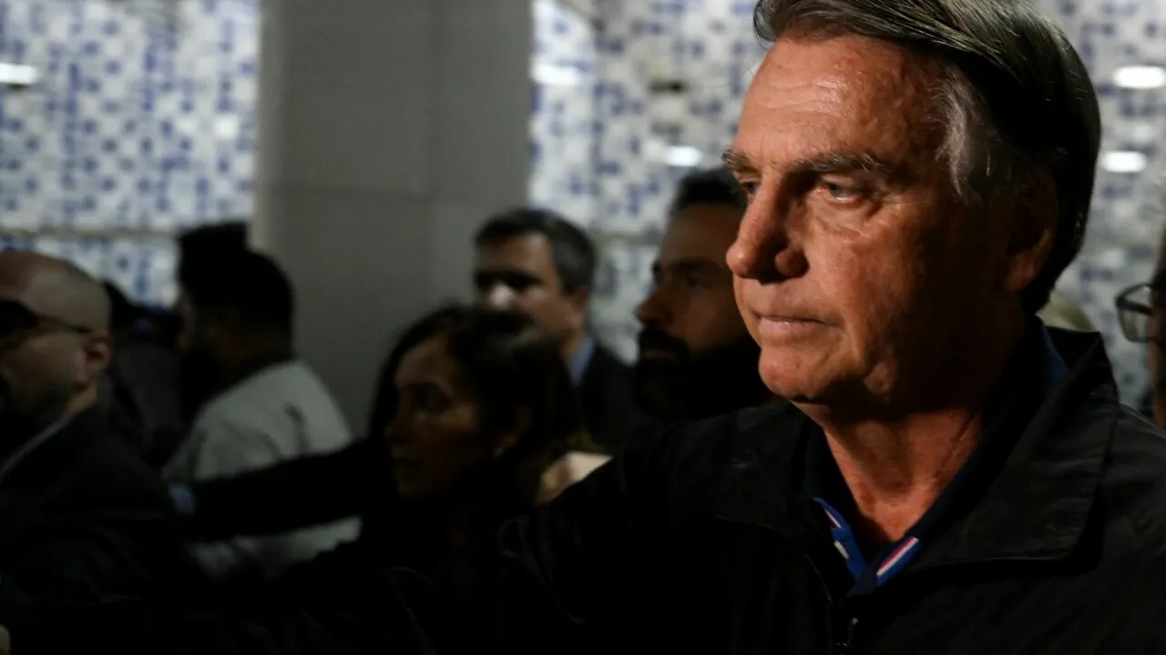 Brazilia: Un judecător al Curții Supreme avertizează că fostul președinte Jair Bolsonaro ar putea fi ARESTAT. Care este motivul