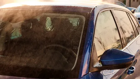 Compartimentul din mașină pe care să nu-l speli niciodată când duci autovehiculul la spălătorie. Un mecanic auto a dezvăluit ce se poate întâmpla