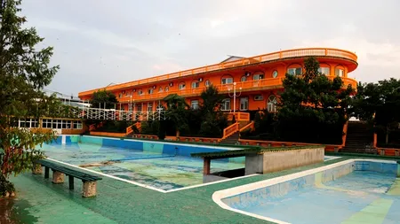 Oameni care au petrecut Revelionul la restaurantul din Podari cer înapoi banii plătiți pe mâncare