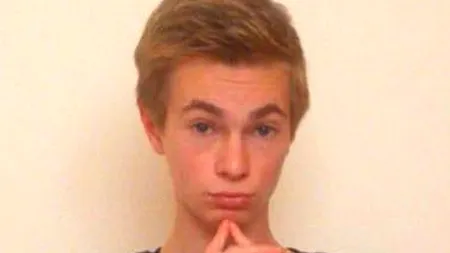 Și-a lovit iubita cu un ciocan, după ce a refuzat să-i dea parola de la contul de Facebook. Tânărul a trântit-o la pământ și a continuat să o tortureze