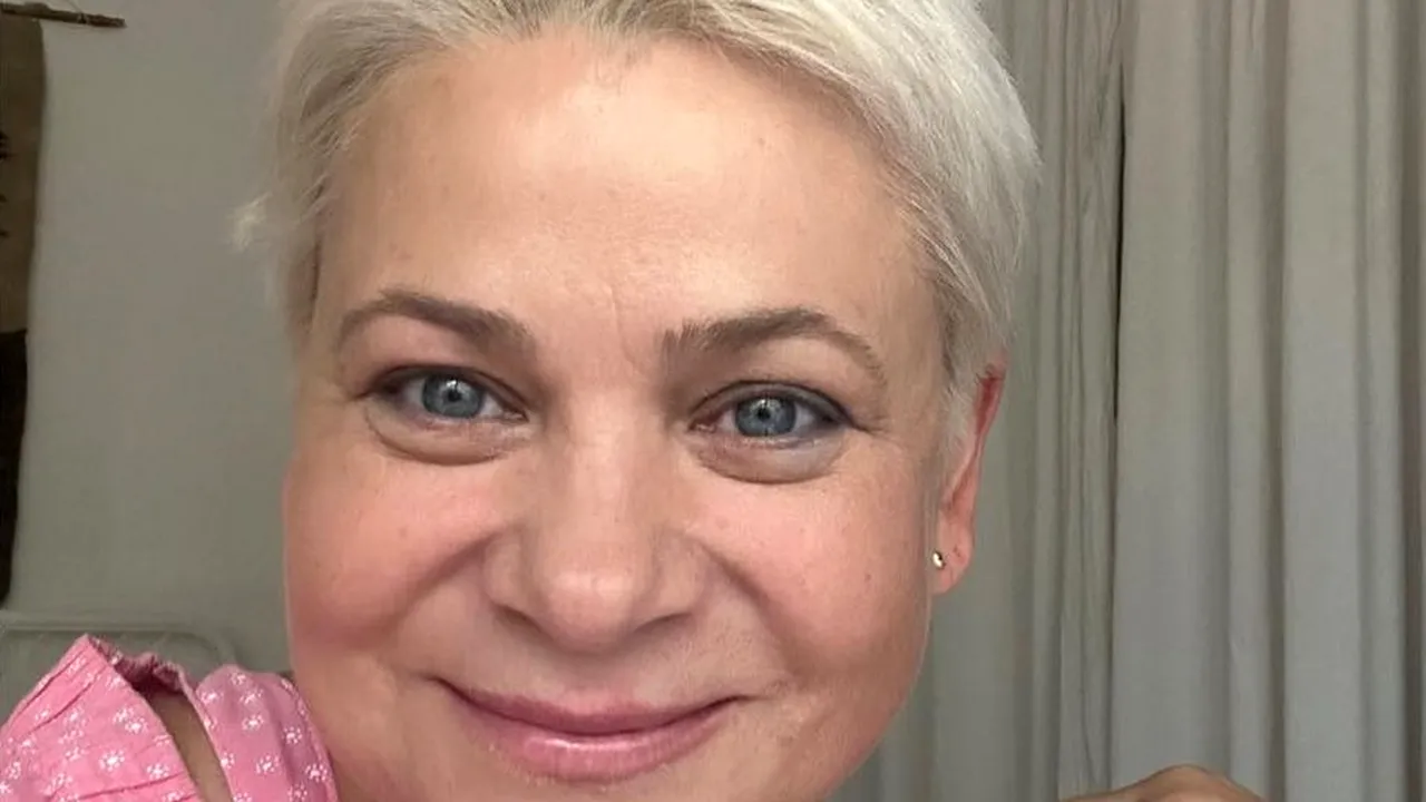 Lucruri neștiute despre actrița Anca Sigartău. ”Dacă nu aș fi intrat la facultate îmi doream să mă CĂLUGĂRESC”