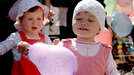 Câți bărbați din România au ales să stea acasă în concediu de creștere a copilului