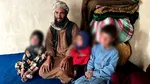 Tați afgani își vând copiii ca să supraviețuiască. Foametea și sărăcia împing familiile spre decizii disperate