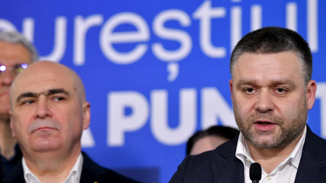 Ciucu îi aduce elogii lui Bolojan, după ce a împins țara în recesiune tehnică: 