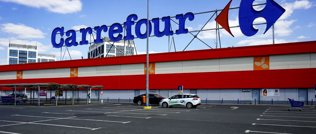 Program Carrefour de Anul Nou 2024. Orarul magazinelor pentru 31 decembrie 2023, 1 și 2 ianuarie 2024
