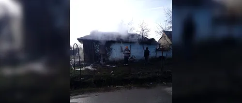 FOTO - Nenorocire în Dâmbovița. Și-au pierdut copilul, în prag de sărbători. Micuțul a fost găsit fără viață, în casa cuprinsă de foc