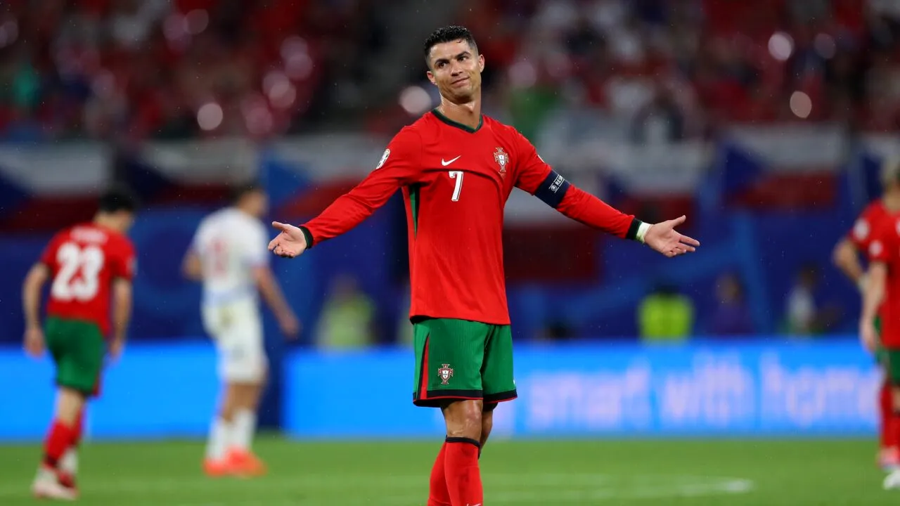 Cum arată moneda de 7 euro cu bustul lui Cristiano Ronaldo. Se va lansa în ediție limitată, în Portugalia