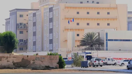 O persoană a fost rănită după un atac asupra Consulatului Franței la Jeddah, Arabia Saudită