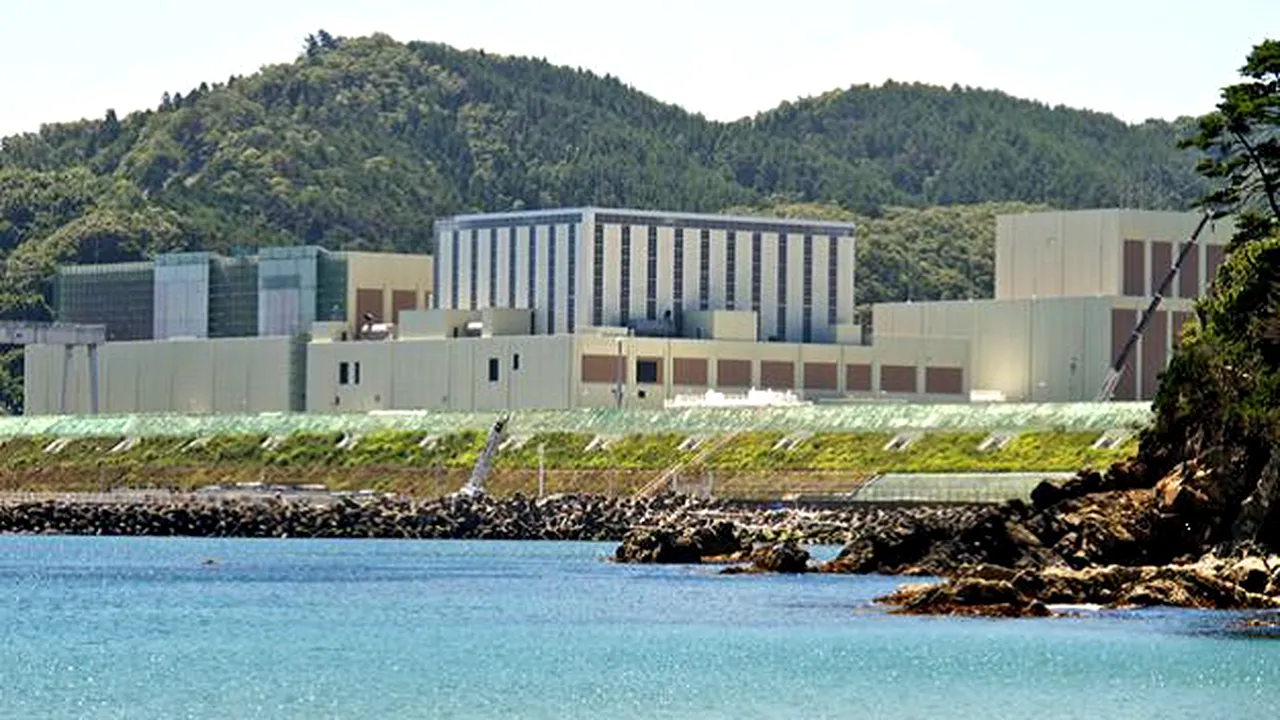 Japonia oprește de urgență un reactor nuclear după depistarea unei scurgeri radioactive