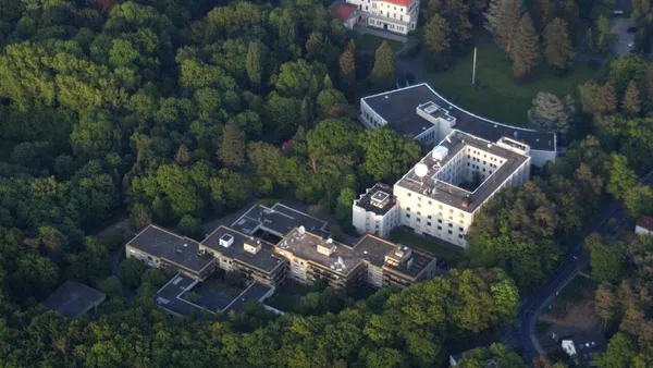 Însărcinatul cu afaceri al Germaniei, convocat de urgență de Ministerul rus de Externe după închiderea consulatului de la Bonn