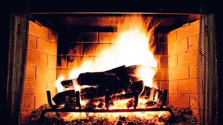 Anunțul CE pentru românii care își asigură încălzirea cu lemne. Ce se va întâmpla în următorii doi ani