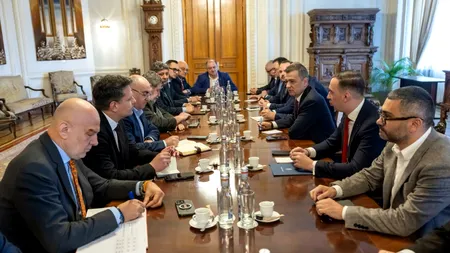 Miniştrii PSD au participat la consultările cu sindicatele. Apoi conducerea partidului a votat retragerea lor din guvern