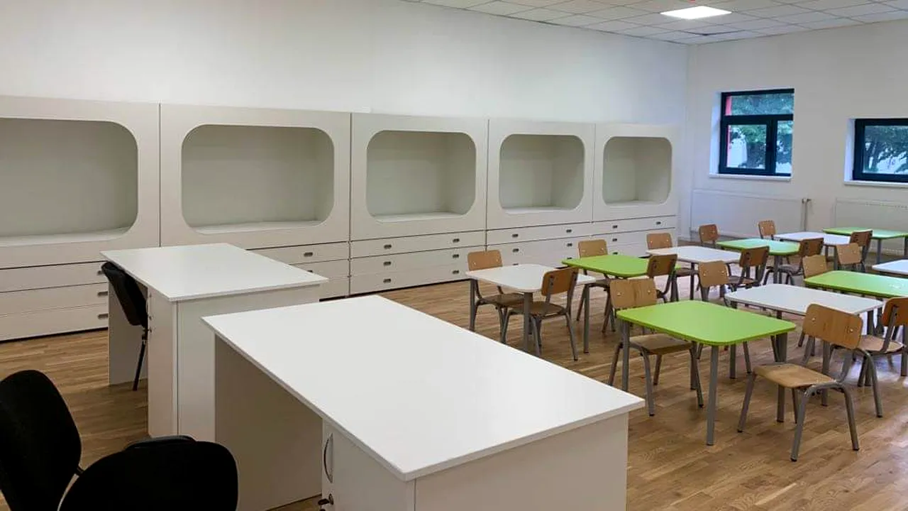 Robert Negoiță și Sorin Cîmpeanu inaugurează o creșă și o gradiniță în Sectorul 3