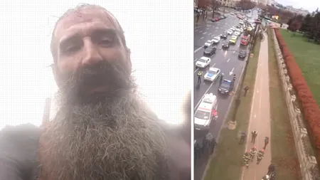 „Stegarul Dac” s-a urcat pe un stâlp în fața Palatului Parlamentului