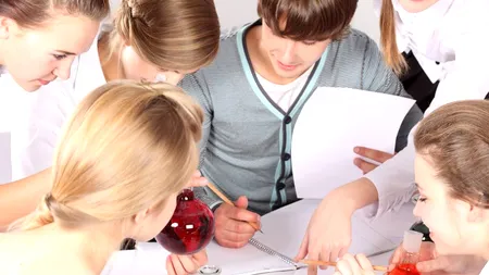 Ministerul Cercetării a lansat programul de BURSE ȘI PREMII „Henri Coandă”. Care sunt sumele oferite și cui se adresează